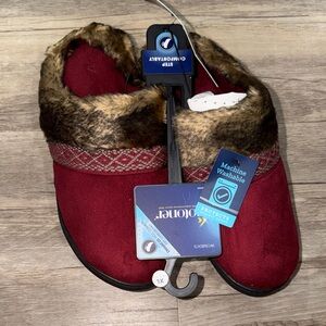 isotoner Women's Burgundy Faux-Fur Trim Slip-On Slippers